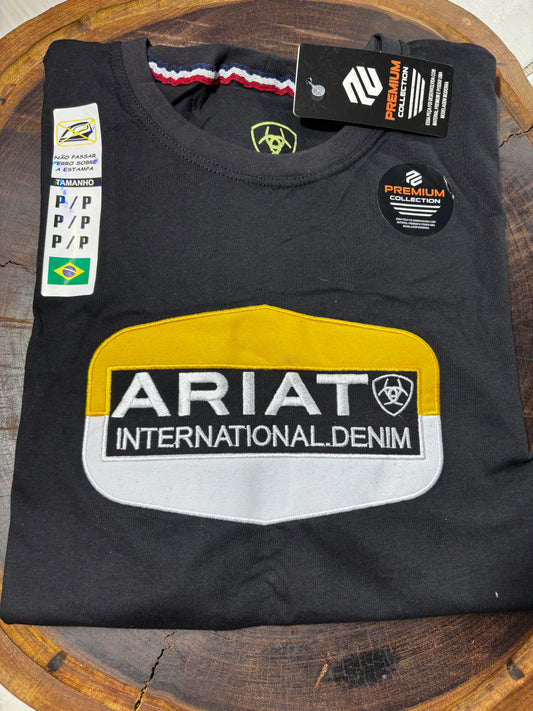 Camiseta Ariat P/M/G Preta